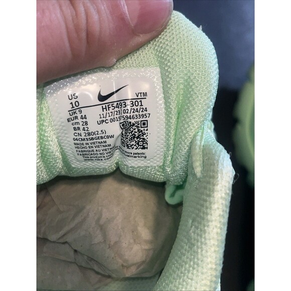 Size 10 - Nike Air Zoom Vomero 5 Vapor Green main image 7
